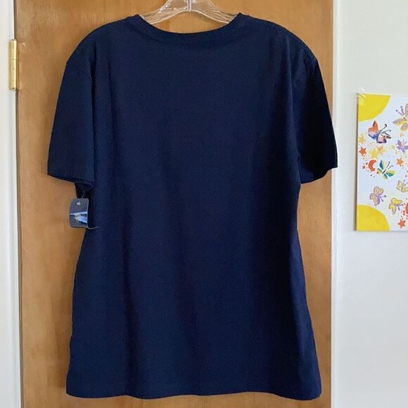 3/$20 Pumas Soccer Team T-shirt - Picture 5 of 8